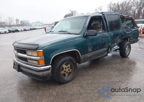1995 Chevrolet Suburban C1500 from USA, damaged, VIN 1GNEC16K4SJ329736